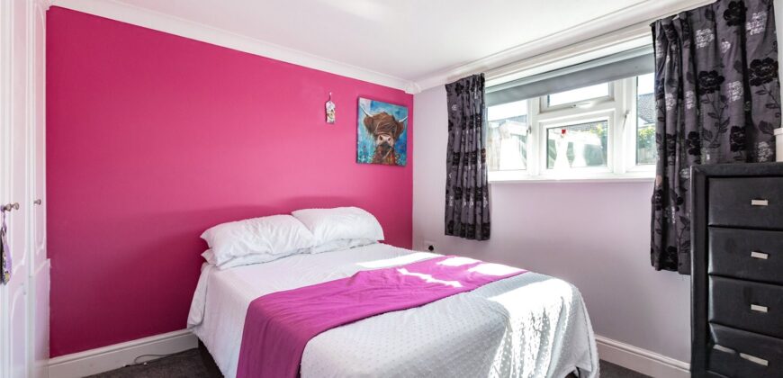 Extended 4-Bedroom Family Home with Self-Contained Annexe – Versatile Living in a Prime Hounslow Location