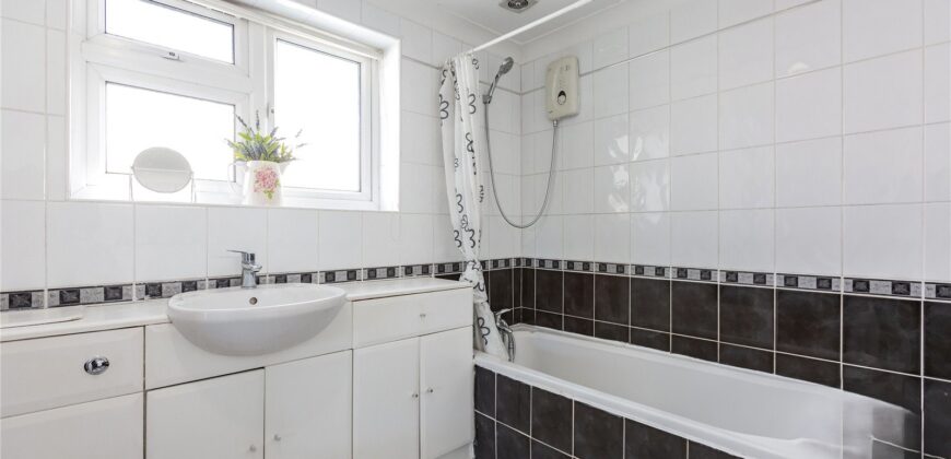 Extended 4-Bedroom Family Home with Self-Contained Annexe – Versatile Living in a Prime Hounslow Location