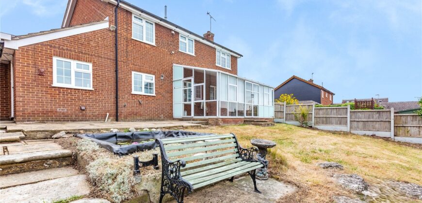 Spacious 4-Bedroom Family Home with Double Garage & Conservatory in Prime Location