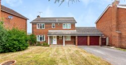 Spacious 4-Bedroom Family Home with Double Garage & Conservatory in Prime Location