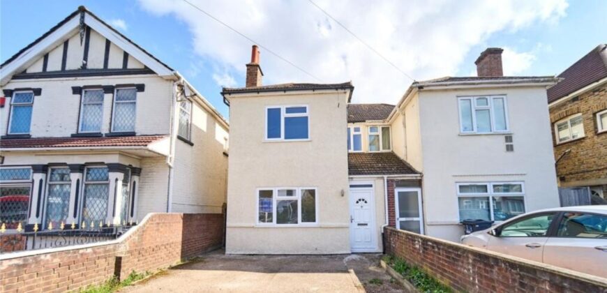 Stylishly Refurbished 4-Bed Family Home in Prime Hounslow Location