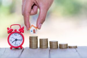 Real Estate Investment and Economic Cycles: Timing Your Moves