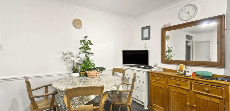 Hounslow Road Investment Property | 2-Bed Flat Near Heathrow