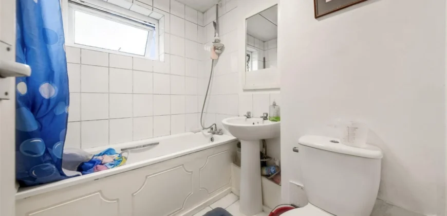 Hounslow Road Investment Property | 2-Bed Flat Near Heathrow