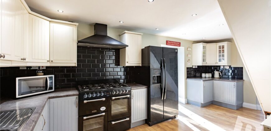 Extended 4-Bedroom Family Home with Self-Contained Annexe – Versatile Living in a Prime Hounslow Location